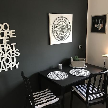 Le Flair Appartement Muelheim มึลไฮม์ อันแดร์ รัวร์ ภายนอก รูปภาพ